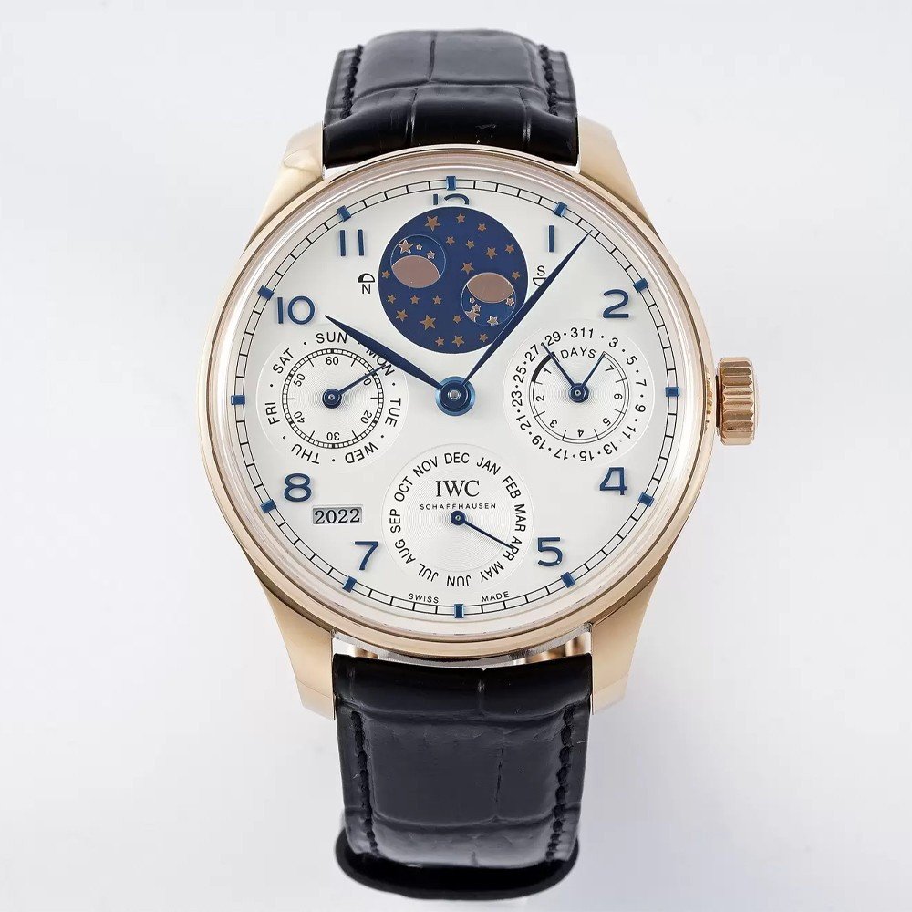 IWC 포르투기저 퍼페츄얼 캘린더 화이트 다이얼 블루 인덱스 레더 스트랩 44.2mm IW503302