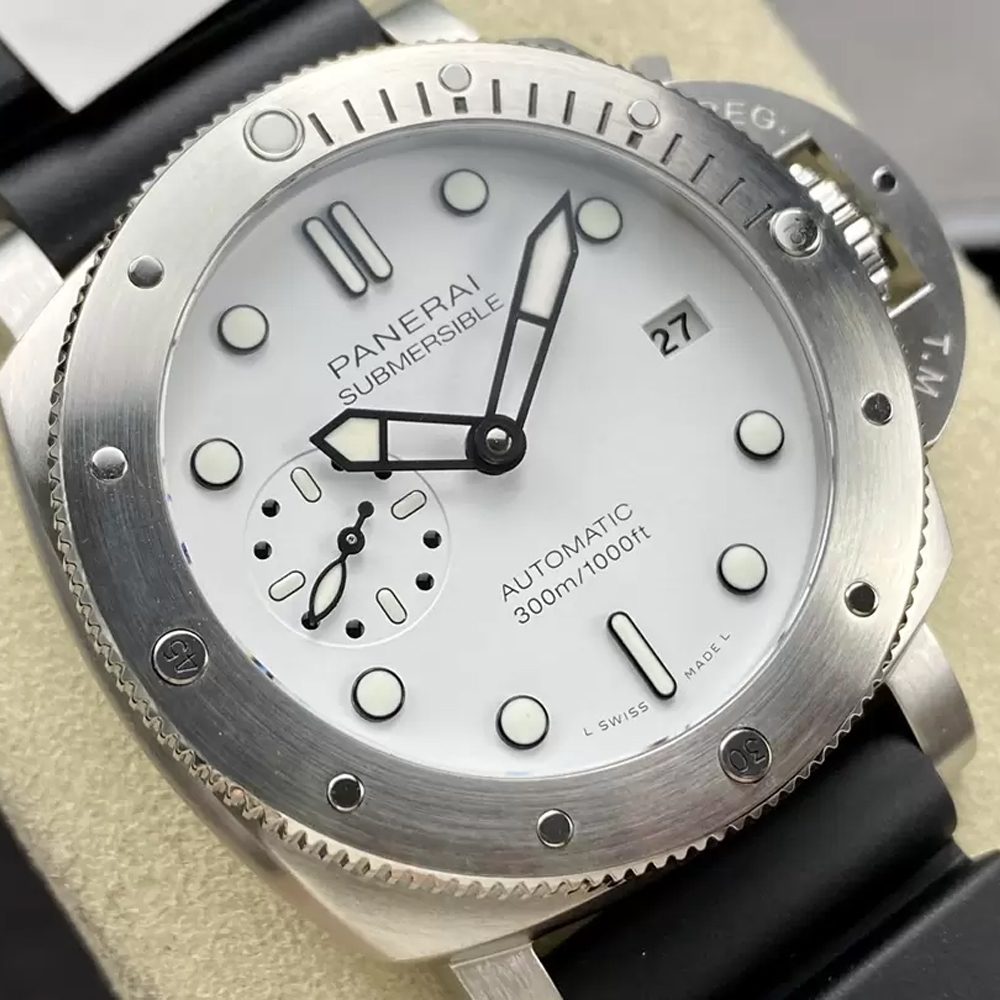 파네라이 섭머저블 비앙코 화이트 다이얼 42mm PAM02223