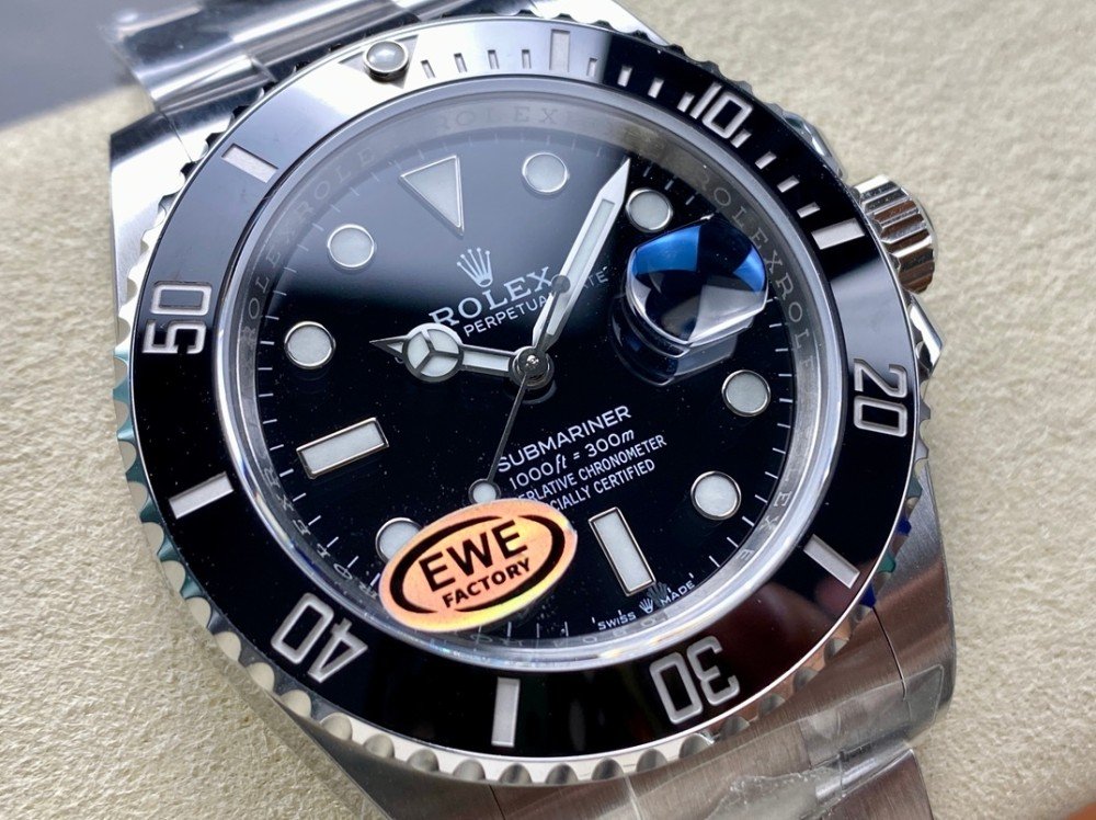 롤렉스 신형 서브마리너 데이트 검판 41mm 126610