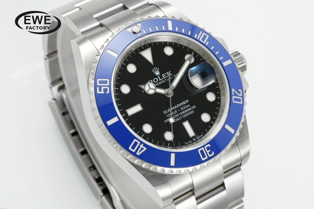 롤렉스 신형 서브마리너 스머프 41mm 126619LB