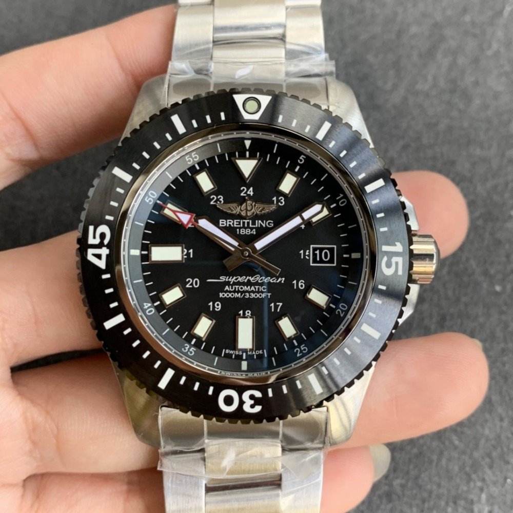 브라이틀링 슈퍼오션 스페셜 에디션 블랙 다이얼 SS 브레이슬릿 44mm Y1739310
