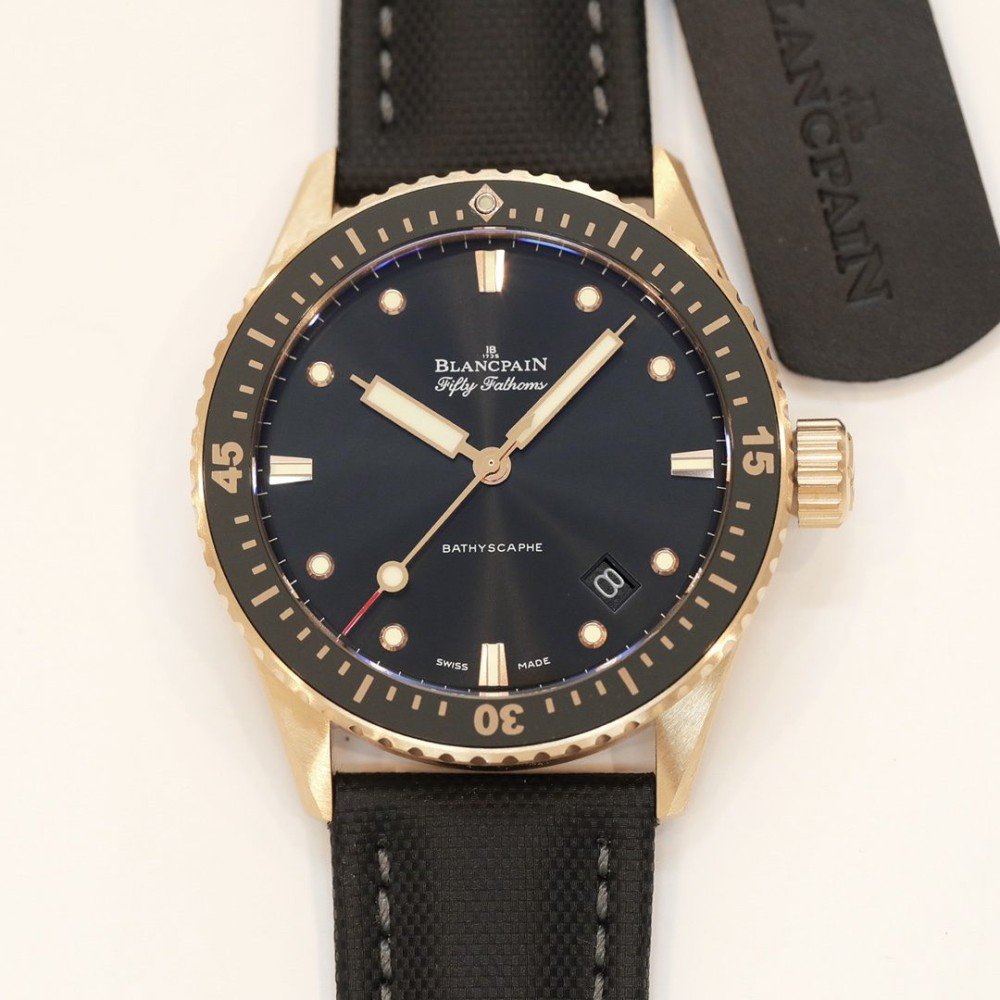 블랑팡 피프티 패덤즈 스틸 로즈골드 블랙 다이얼 43mm 5000-36S30-B52A